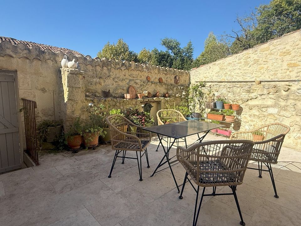 Landsbyhus i Saint-Puy, Gers - bilde 1