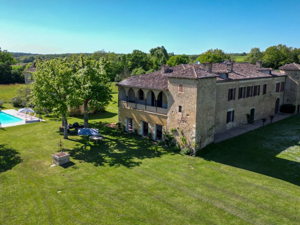 Villa in Lectoure, Gers - foto 1