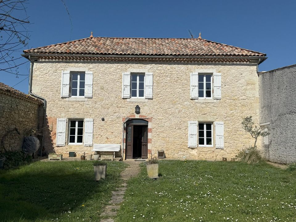 Landejendom i Valence-sur-Baïse, Gers - foto 1