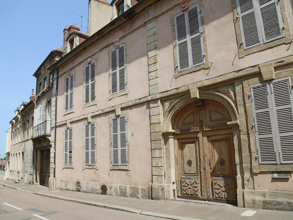 Erhvervsejendom i Autun, Saone-et-Loire - foto 1