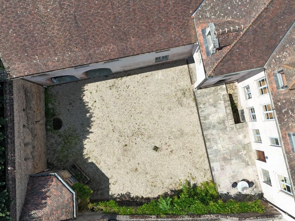 Erhvervsejendom i Autun, Saone-et-Loire - foto 4