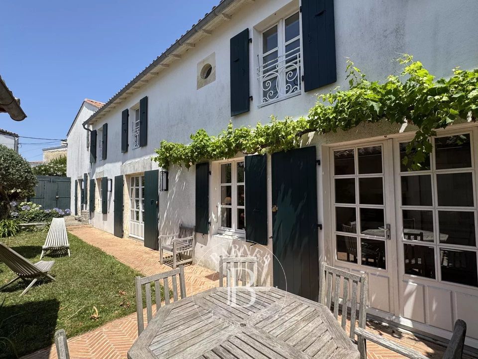 Villa i La Couarde-sur-Mer, Charente-Maritime - foto 1