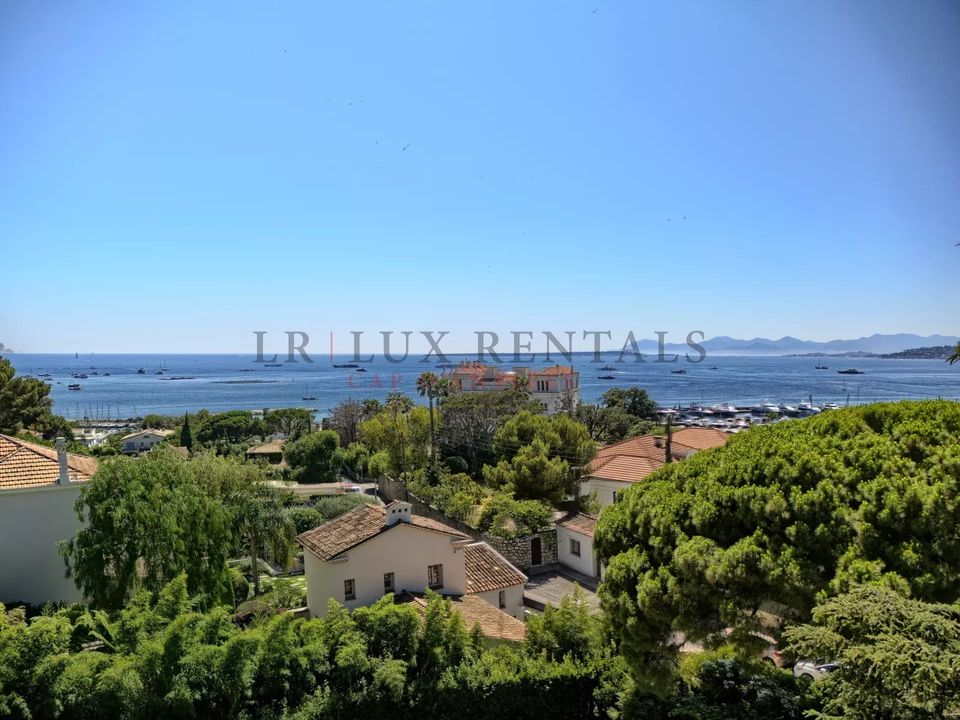 Villa i Antibes, Alpes-Maritimes - foto 1