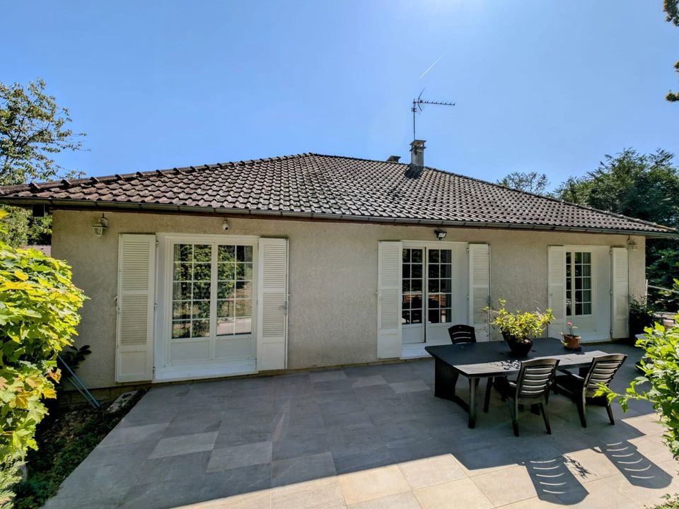 Villa in La Ferté-sous-Jouarre, Seine-et-Marne - foto 1