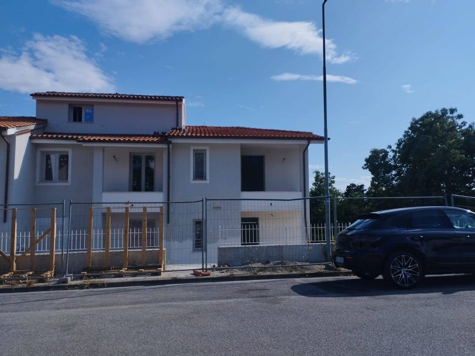 Rækkehus i Montopoli in Val d'Arno, Pisa - foto 1