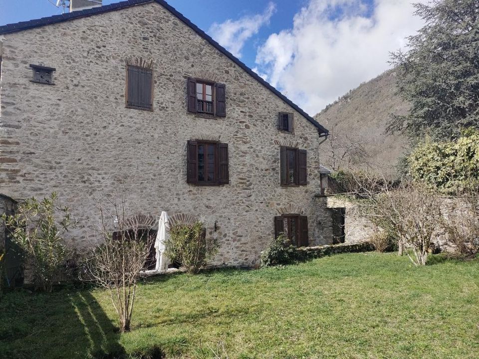 Villa i Tarascon-sur-Ariege, Ariege - foto 1