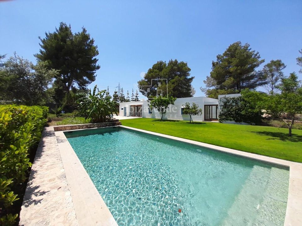 Villa i Santa Eulalia Del Rio, Ibiza - foto 1