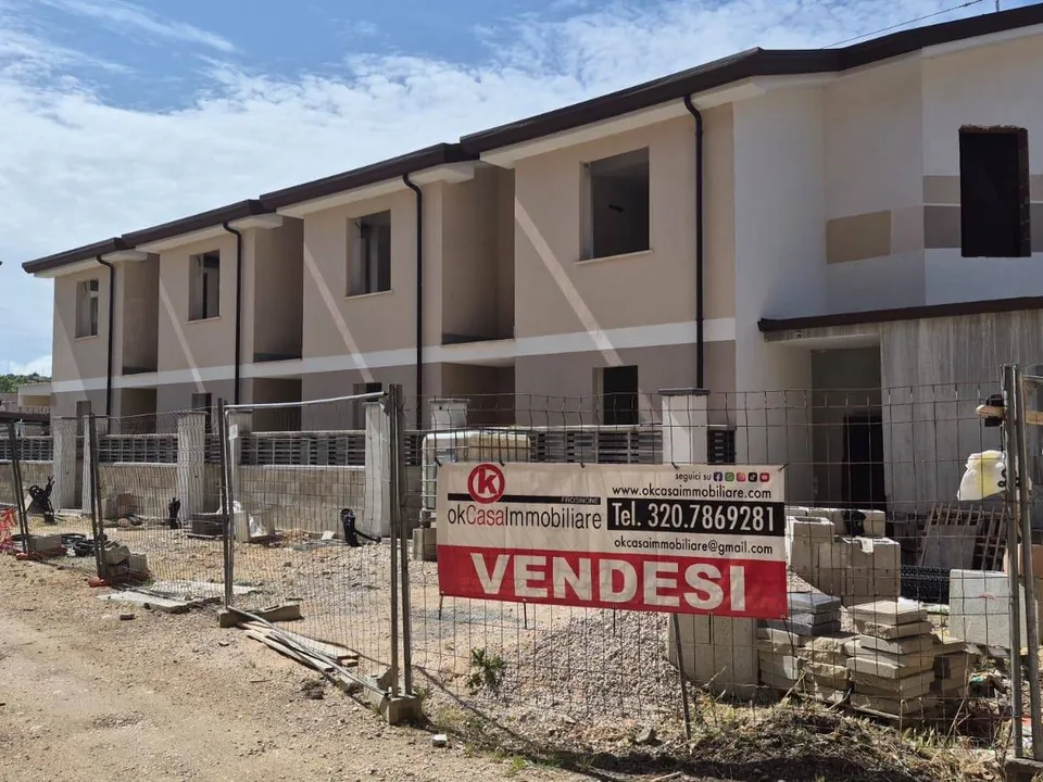 Casa adossada a Frosinone, Frosinone - foto 2
