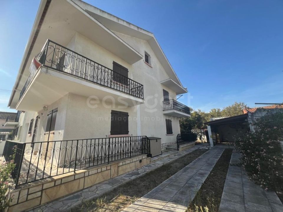 Byhus i Moita, Setubal - foto 1