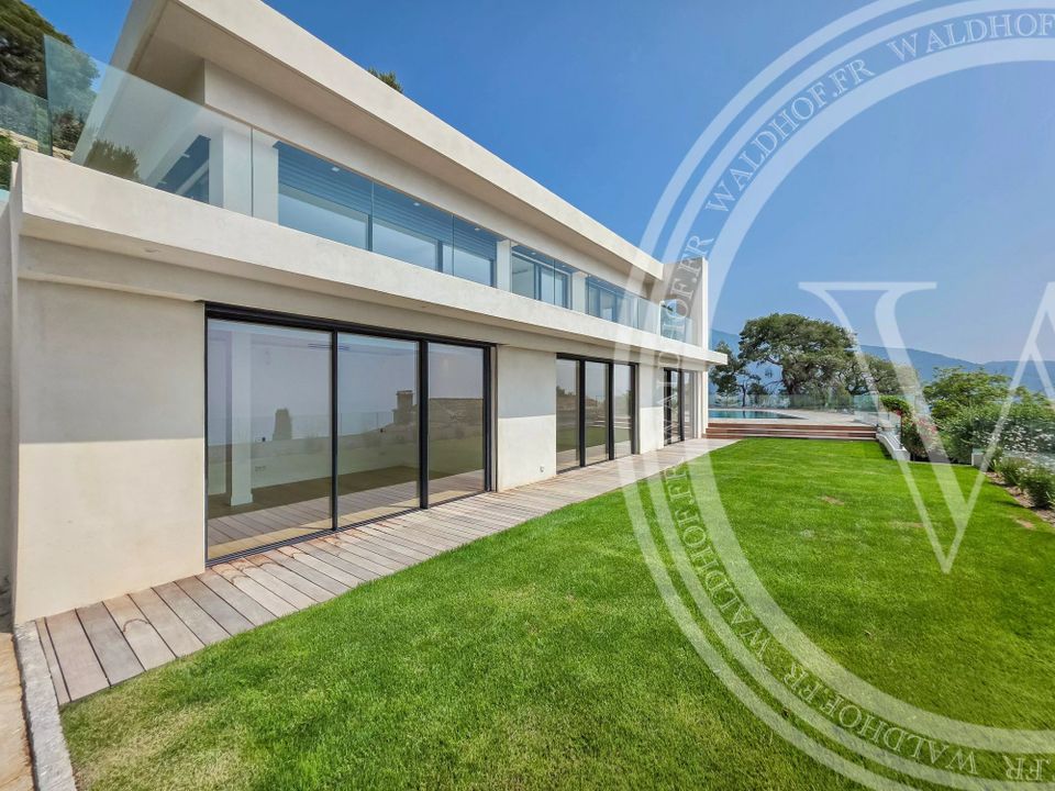 Villa i Roquebrune-Cap-Martin, Alpes-Maritimes - foto 1