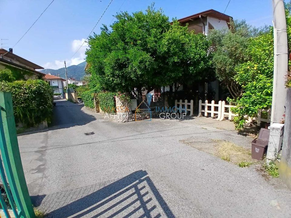 Byhus i Massa, Massa and Carrara - foto 1