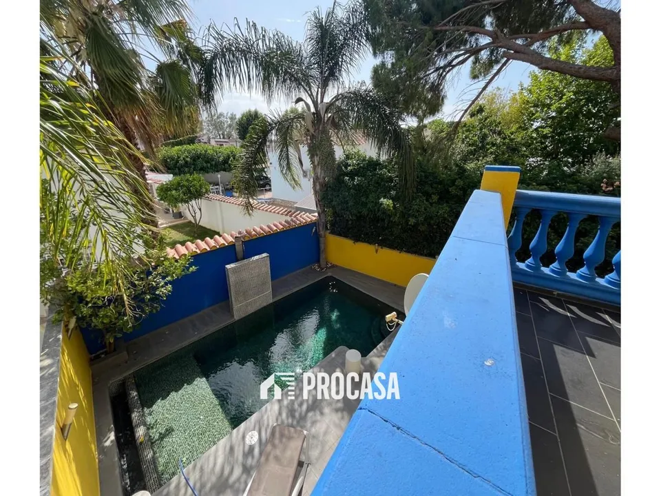 Villa a Empuriabrava, Gerona - foto 1