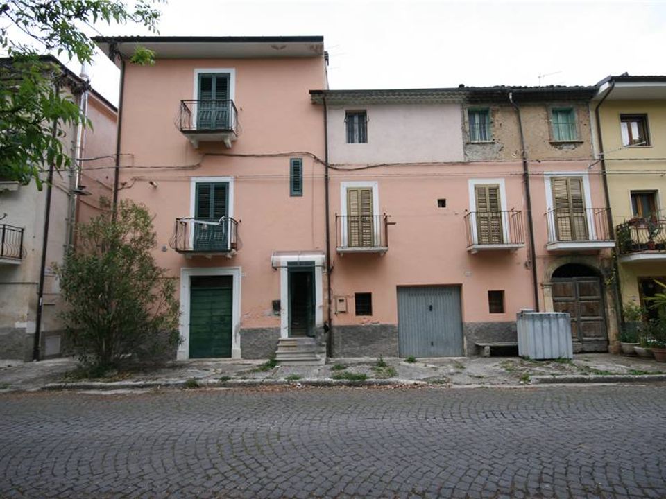 Villa i Raiano, L'Aquila - foto 1