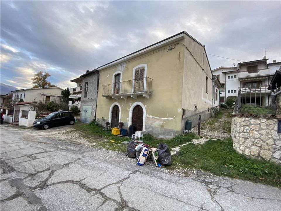 Villa i Sulmona, L'Aquila - foto 1