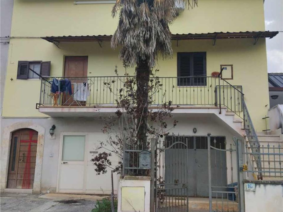 Villa i Sulmona, L'Aquila - foto 1