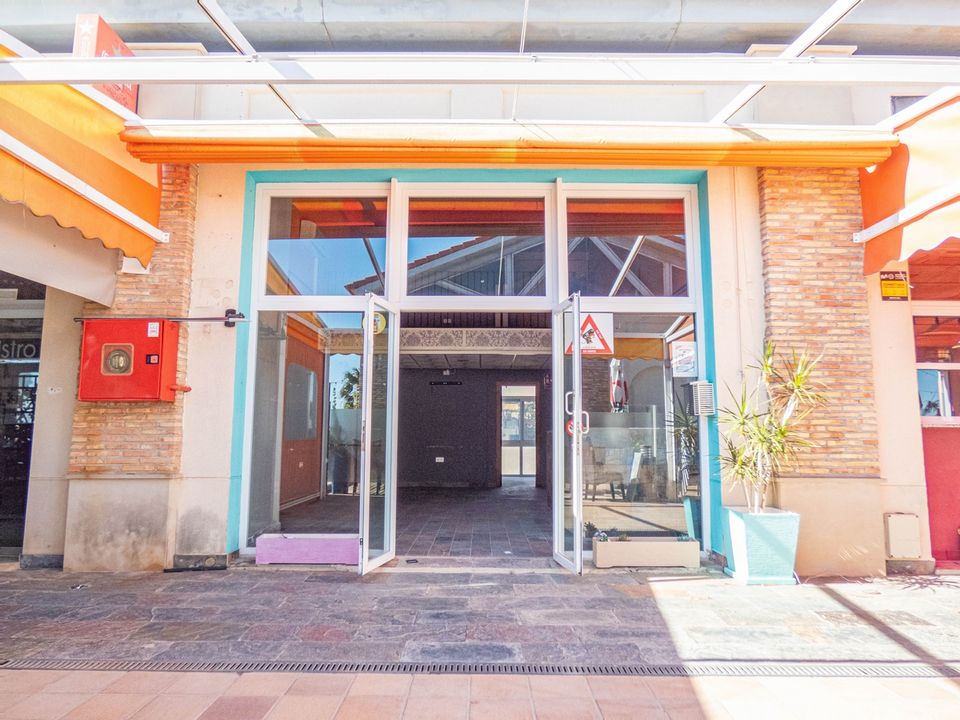 Erhvervsejendom i Algorfa, Alicante - foto 1