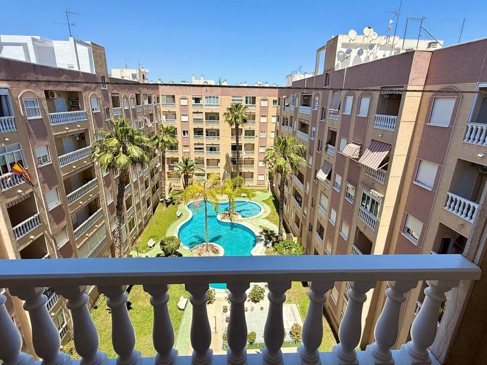 Lejlighed i Torrevieja, Alicante - foto 3