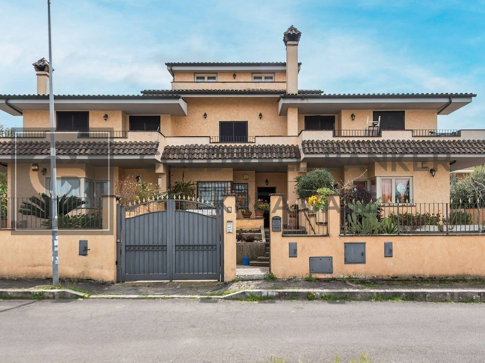 Rækkehus i Ciampino, Rome - foto 1