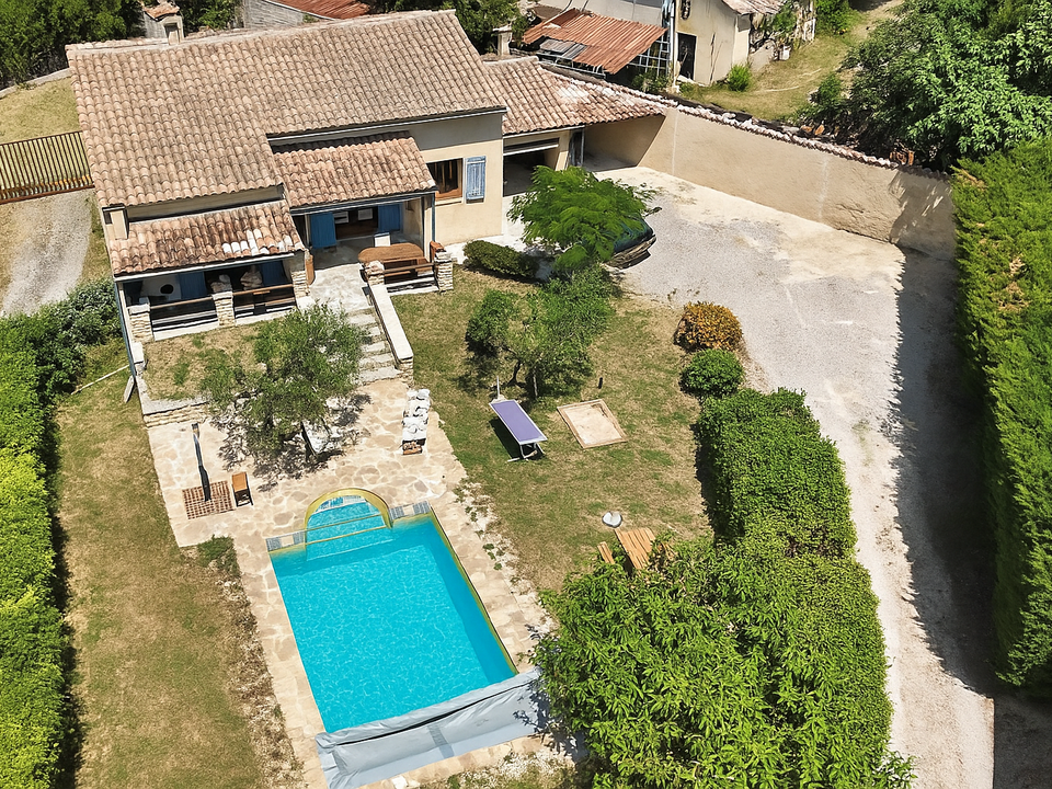 Villa a Malaucene, Vaucluse - foto 1