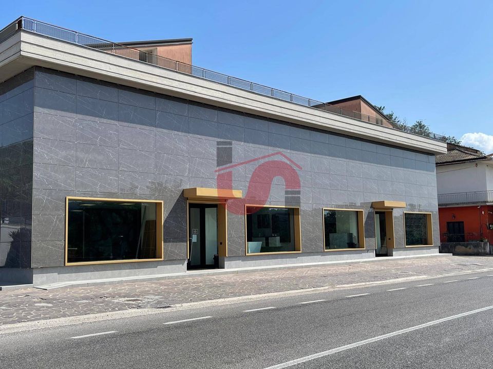 Erhvervsejendom i Roccabascerana, Avellino - foto 3