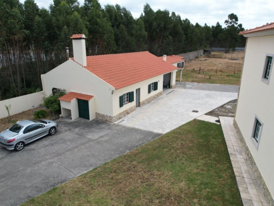 Gård i Santo Onofre e Serra do Bouro, Leiria - bilde 4