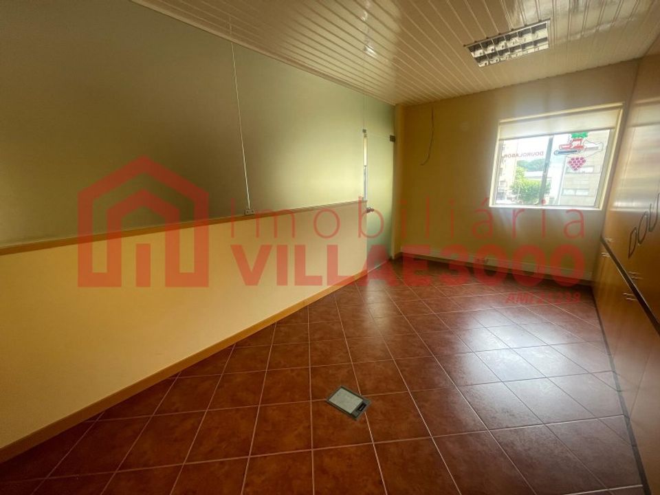 Erhvervsejendom i Peso da Regua, Vila Real - foto 5