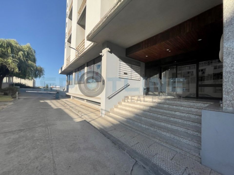 Erhvervsejendom i Sacavem, Lisbon - foto 4