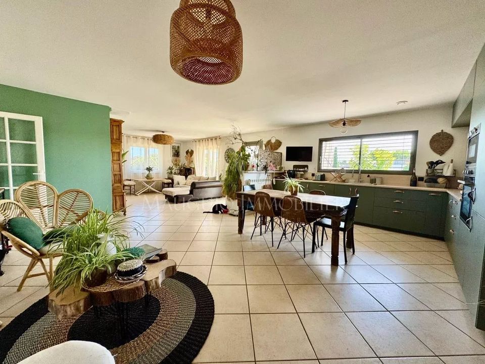 Villa i Mauguio, Herault - foto 1