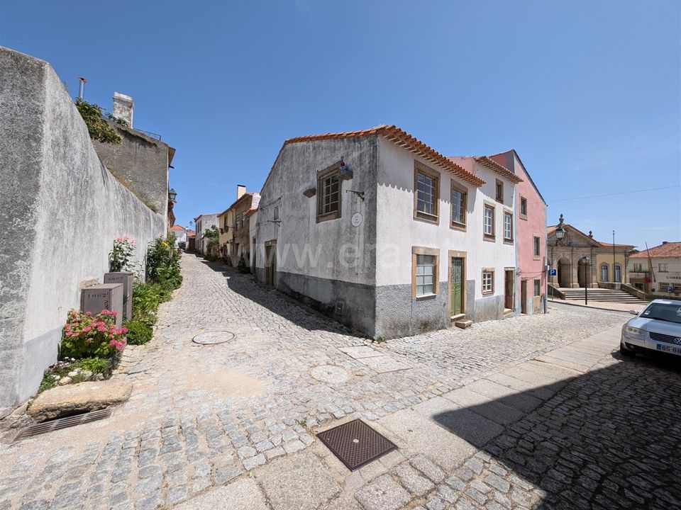 Landsbyhus i Almeida, Guarda - foto 2