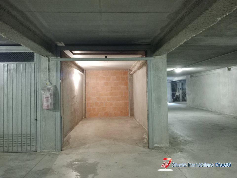 Parkeringsplads i Edolo, Brescia - foto 4