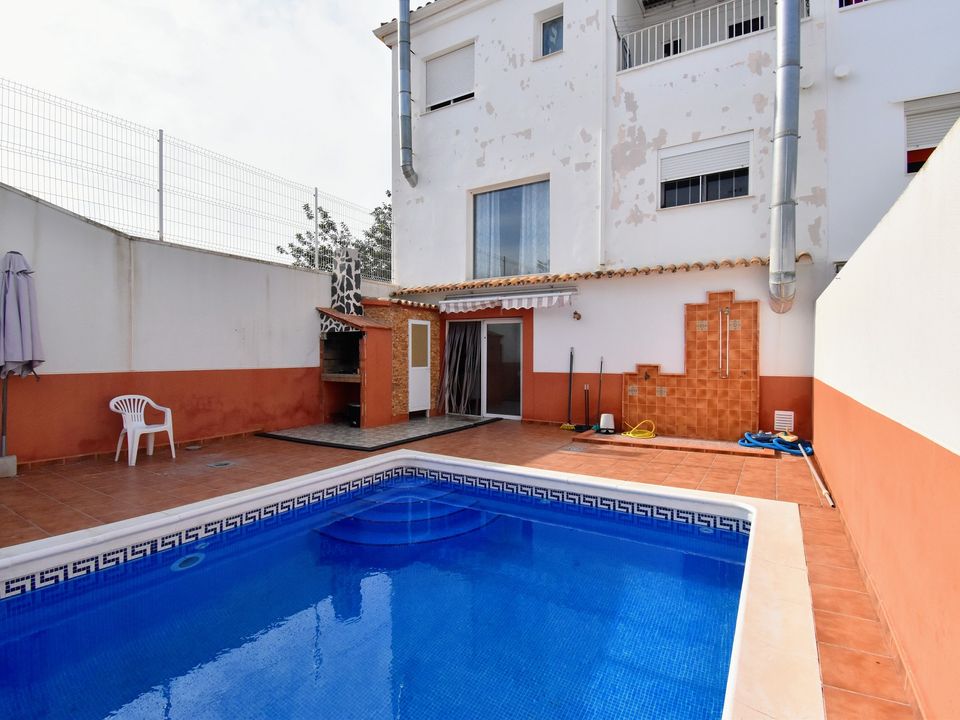 Casa de pueblo en Beneixida, Valencia - foto 1