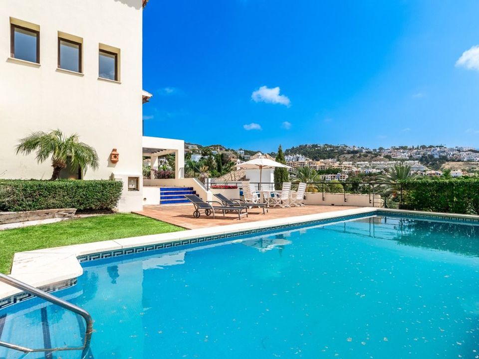 Villa a Los Arqueros, Malaga - foto 3