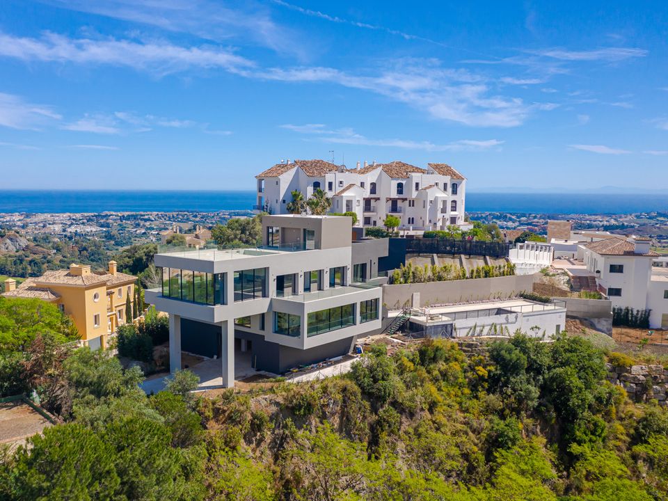 Villa in Los Arqueros, Malaga - foto 2