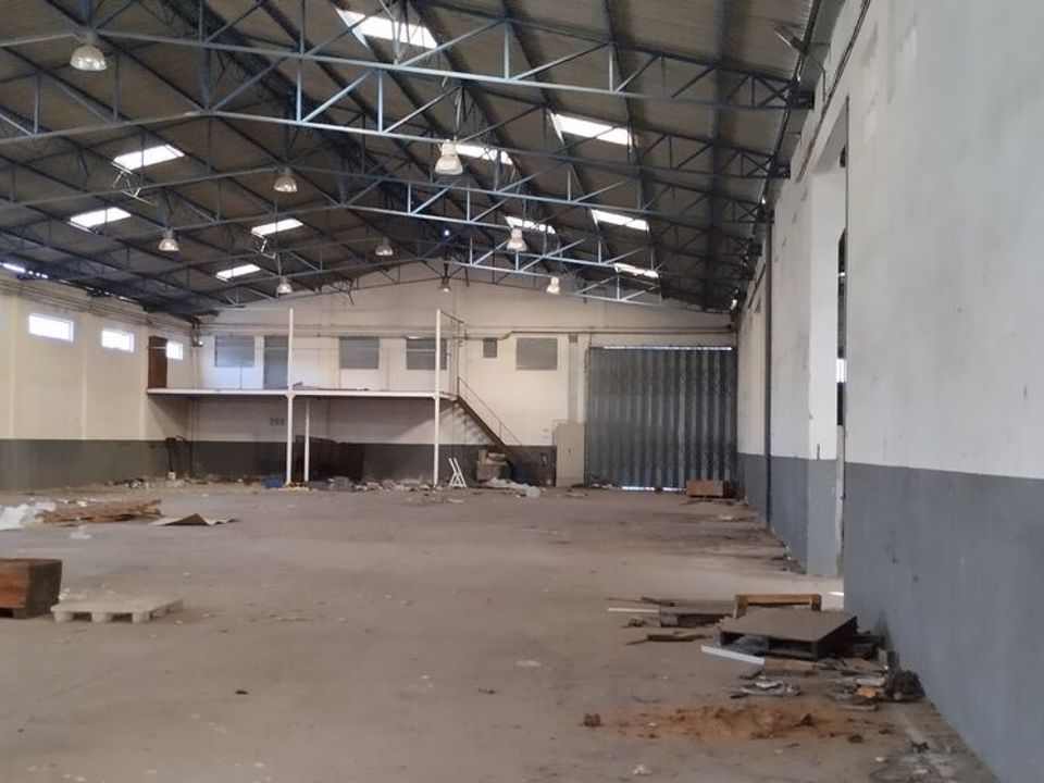 L'establiment comercial a Malhou, Louriceira e Espinheiro, Santarem - foto 3