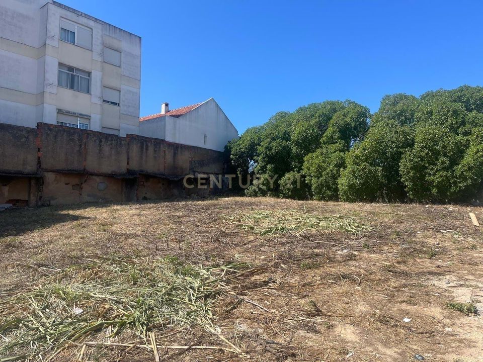 Helårsgrund i Santa Iria de Azoia, Lisbon - foto 3