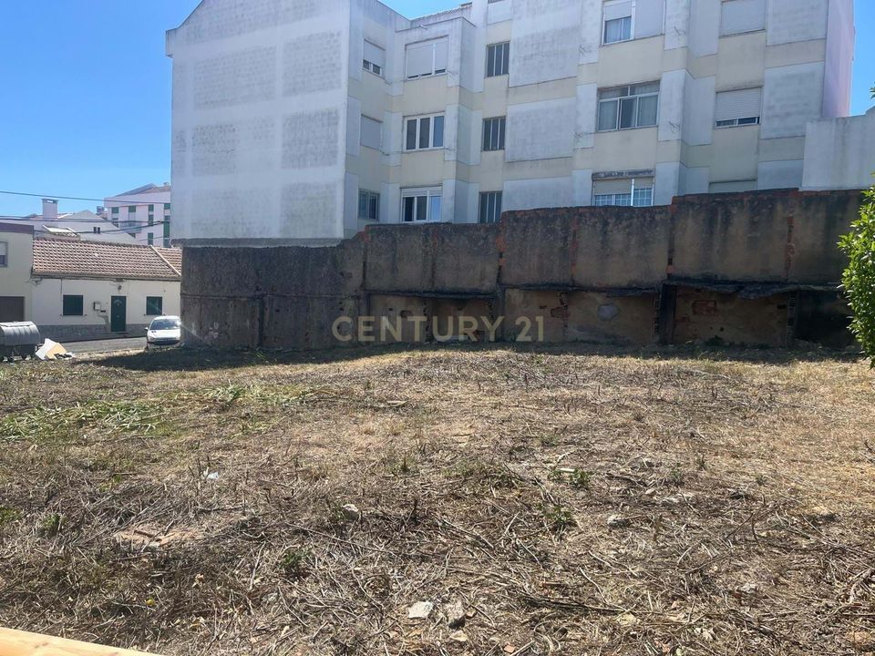Helårsgrund i Santa Iria de Azoia, Lisbon - foto 5