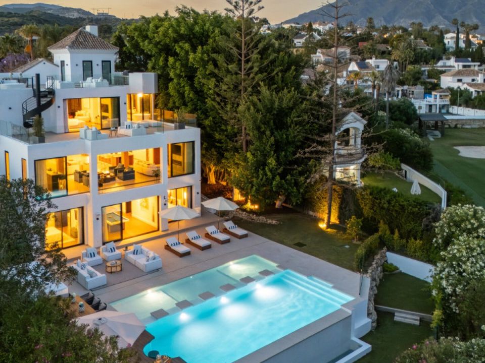 Villa i Nueva Andalucia, Malaga - foto 1