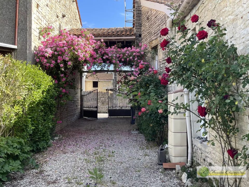 Villa i Fouqueure, Charente - bilde 1