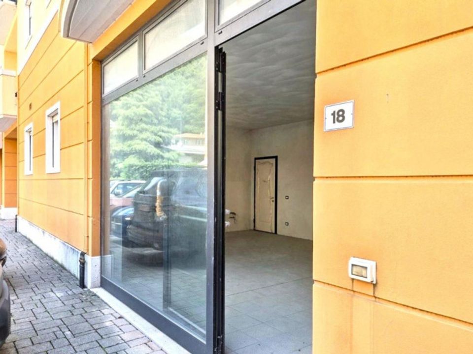 Erhvervsejendom i Chiampo, Vicenza - foto 2
