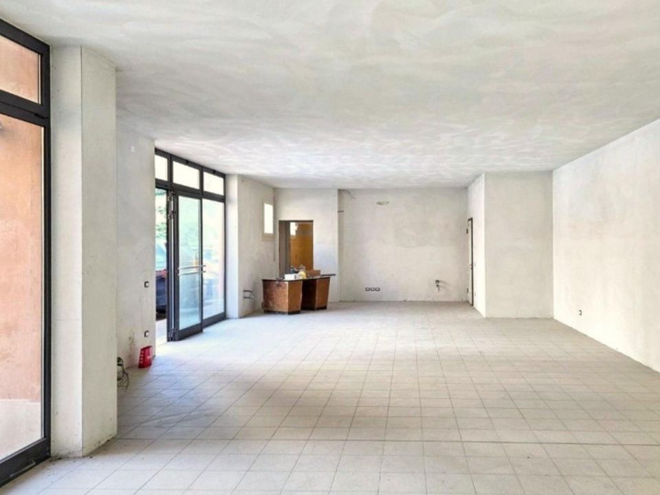 Erhvervsejendom i Chiampo, Vicenza - foto 3