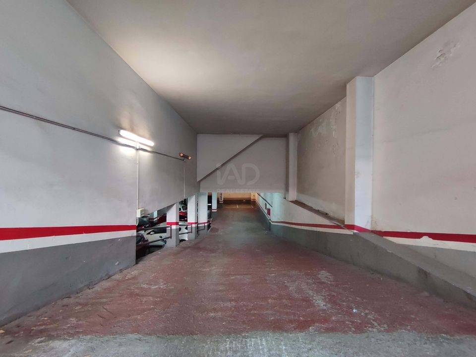 Garage i Barcelona, Barcelona - foto 4