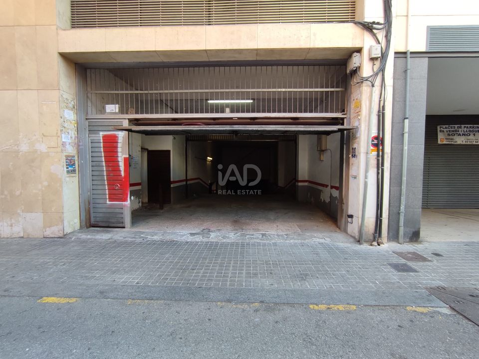 Garage i Barcelona, Barcelona - foto 5