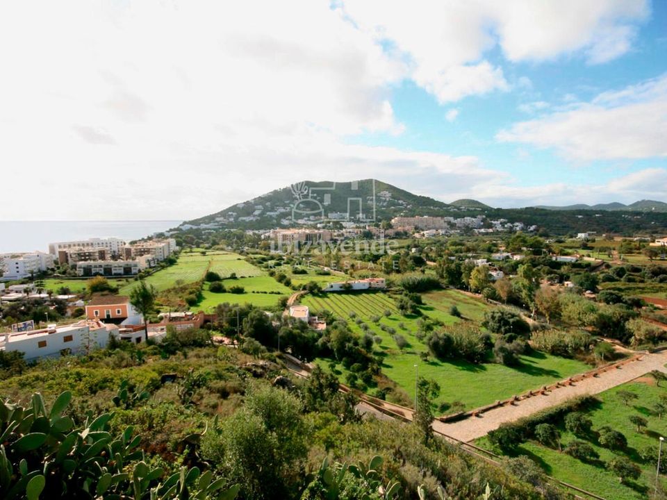 Villa i Santa Eulalia Del Rio, Ibiza - foto 2