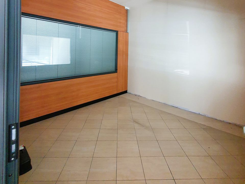 Erhvervsejendom i Brescia, Brescia - foto 3