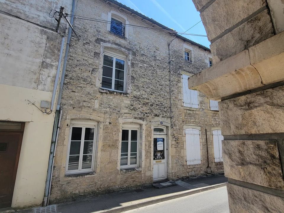 Villa i Ruffec, Charente - foto 1