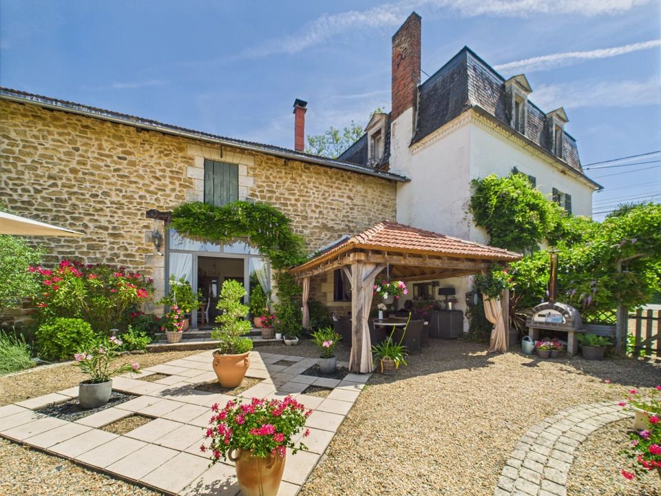 Villa i Corgnac-sur-l'Isle, Dordogne - foto 1