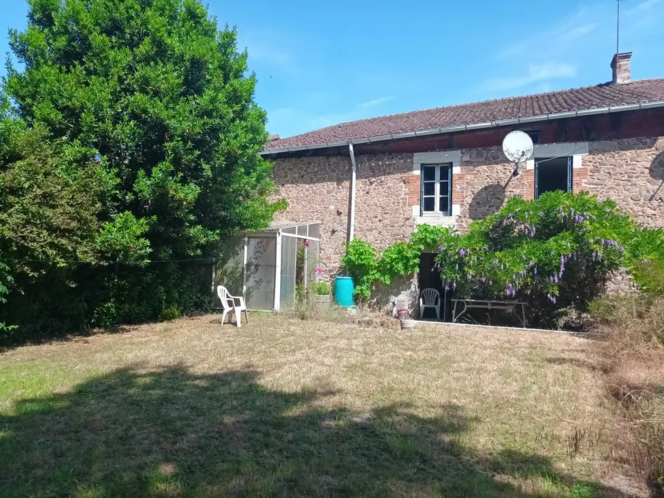 Landsbyhus i Chirac, Charente - foto 1