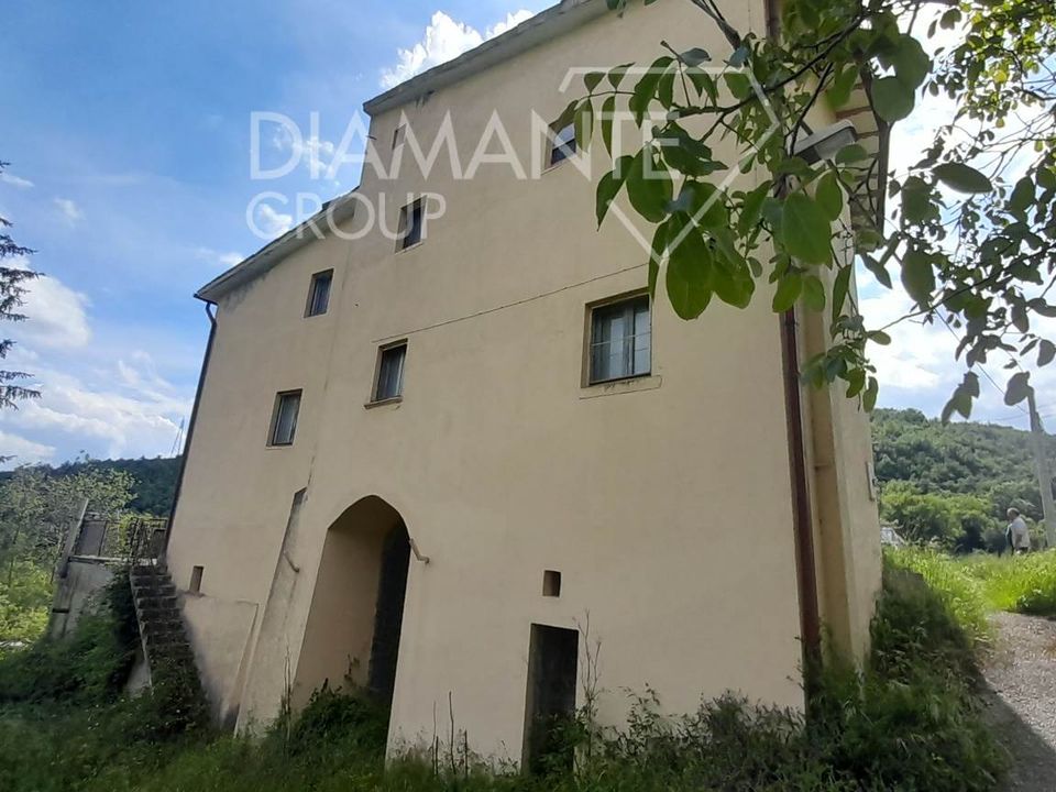 Gårdshus i Sellano, Perugia - bilde 1