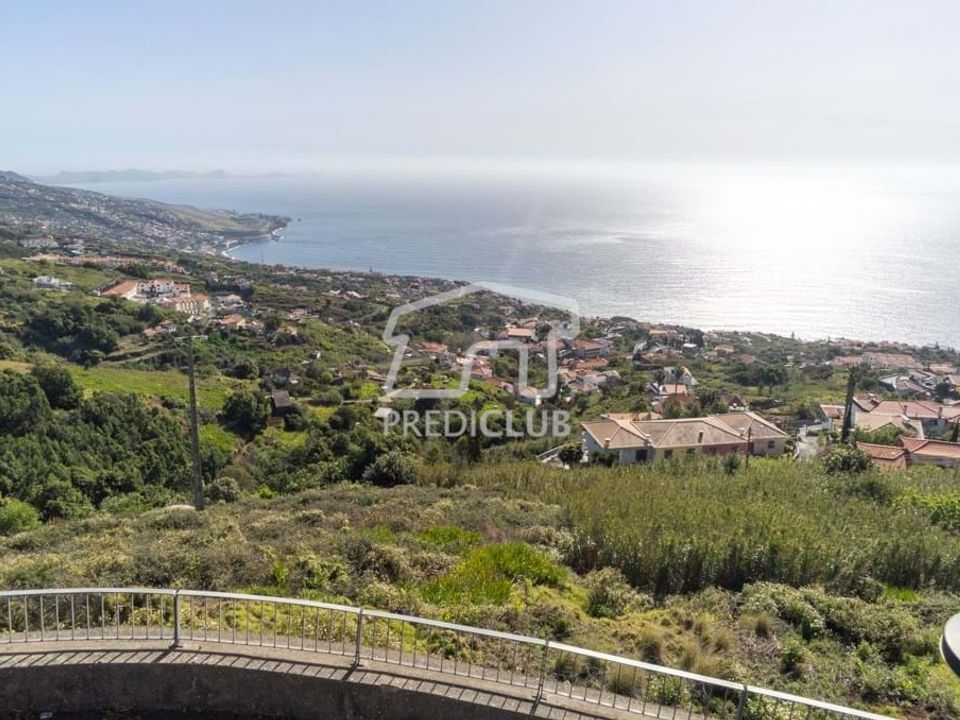 Helårsgrund i Santa Cruz, Madeira - foto 1