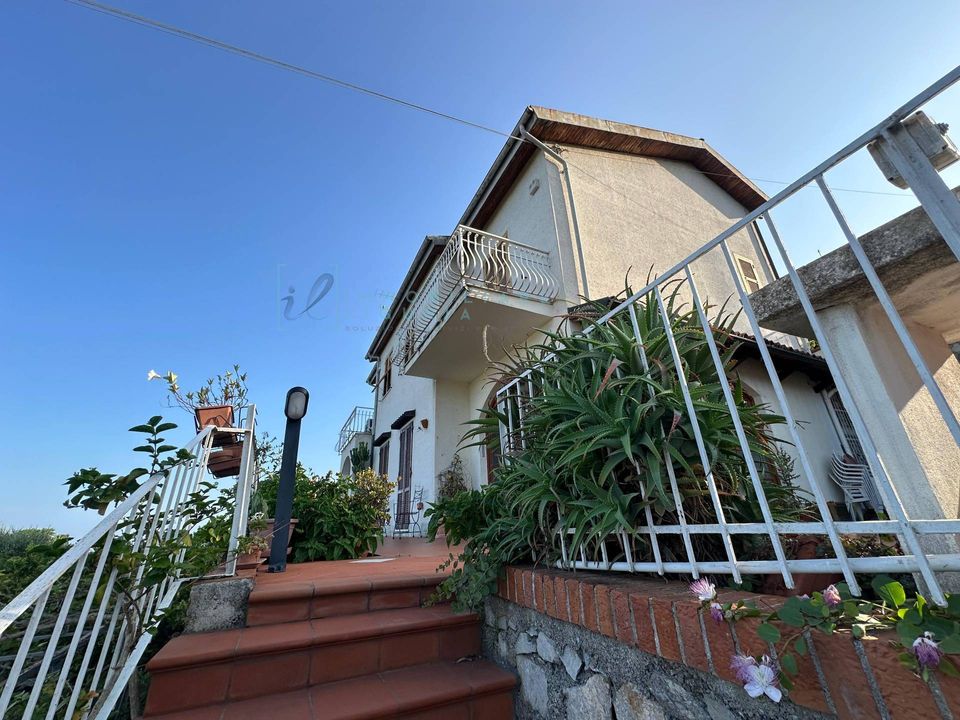 Villa i Boissano, Savona - foto 1